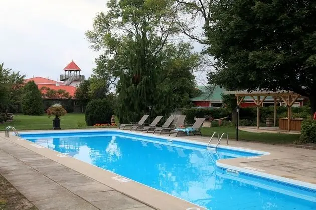 Hessenland Inn & Schatz Winery - Dış Mekan