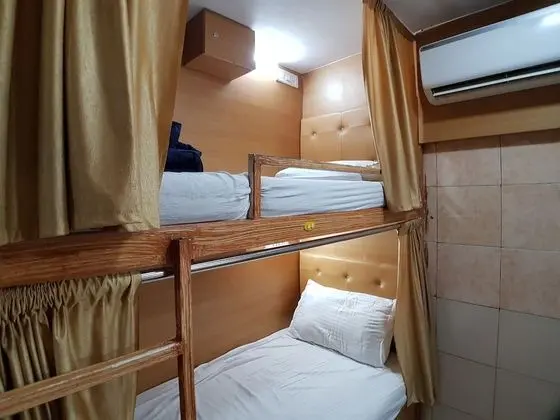Hexahostel Mabrook