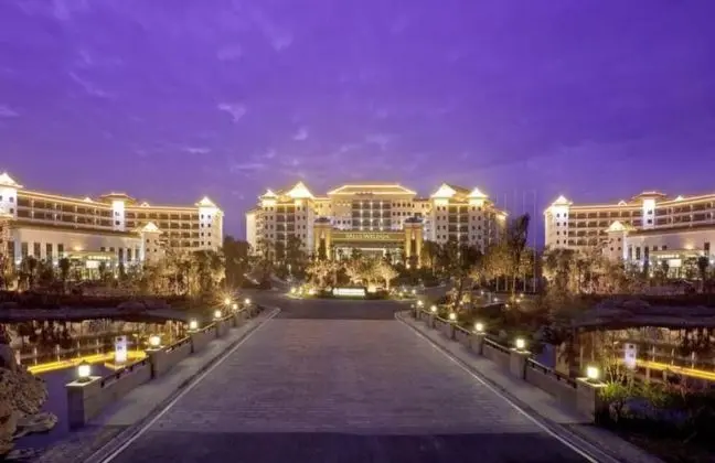 Heyuan Mels Welton Evergreen Lake Hotel - Dış Mekan