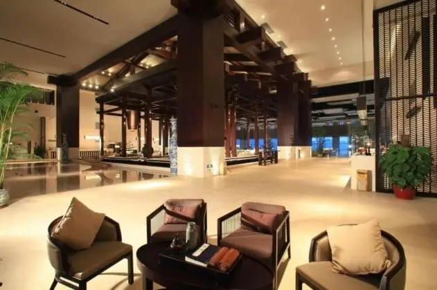 Heyuan Mels Welton Evergreen Lake Hotel - Lobi