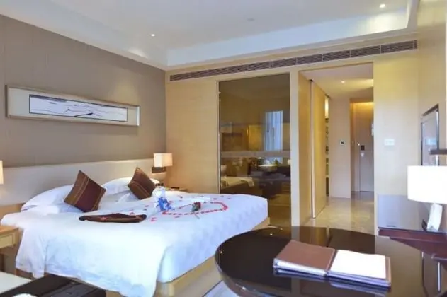 Heyuan Mels Welton Evergreen Lake Hotel - Oda