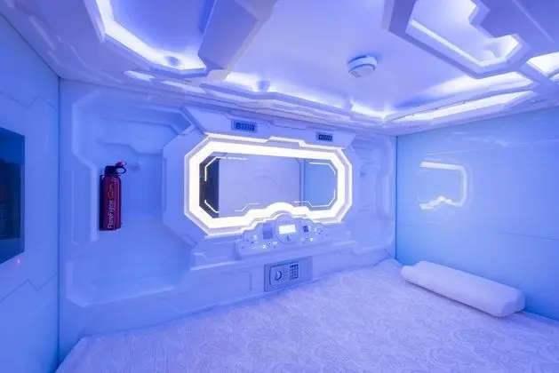 Hi Capsule Pattaya - Adults Only - Oda