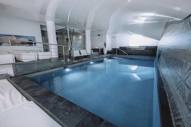 Hi Hotels-Wellness&SPA - Havuz