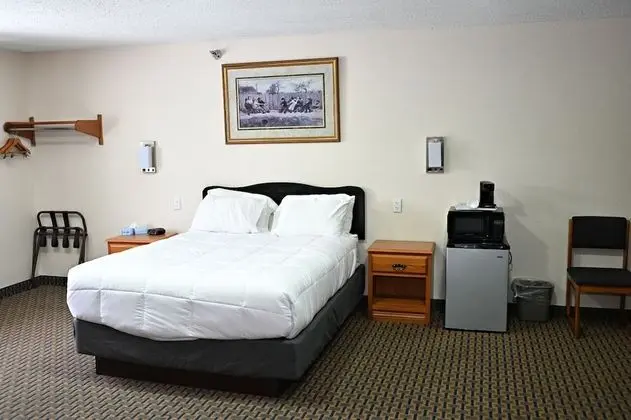 Hibbing Inn & Suites