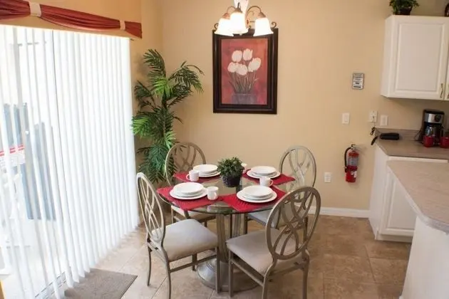 Hibiscus Haven 4 Bedroom Home - İç Mekan