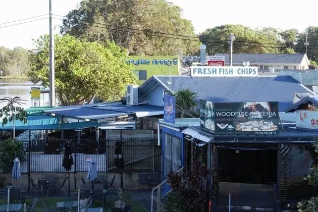 Hibiscus Lakeside Motel - Yerinde Yemek