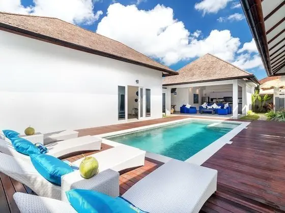 Villa Hiburan 2