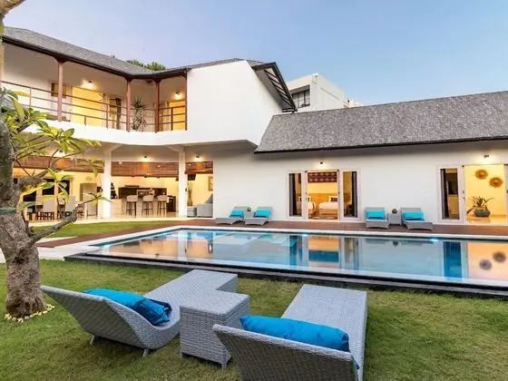 Hiburan Villas