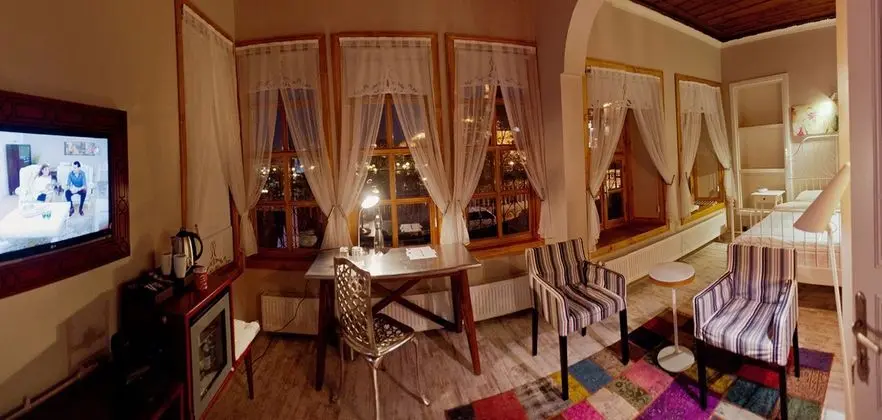 Hich Hotel Konya