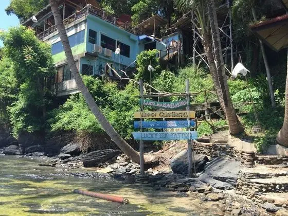 Hidden Cliff Hostel - Lobi
