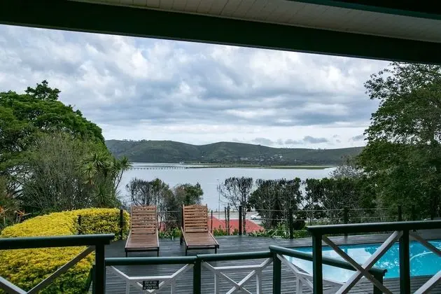 Hide Away Guest House - Havuz