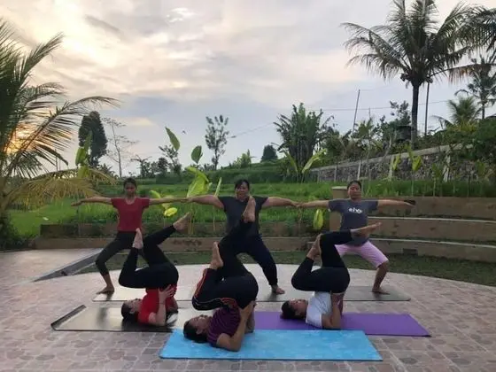 Hide Tumbuk Bamboo by Atharva Bali - Fitness
