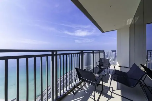 High-class Apt in Dubai Marina w Full Sea Views