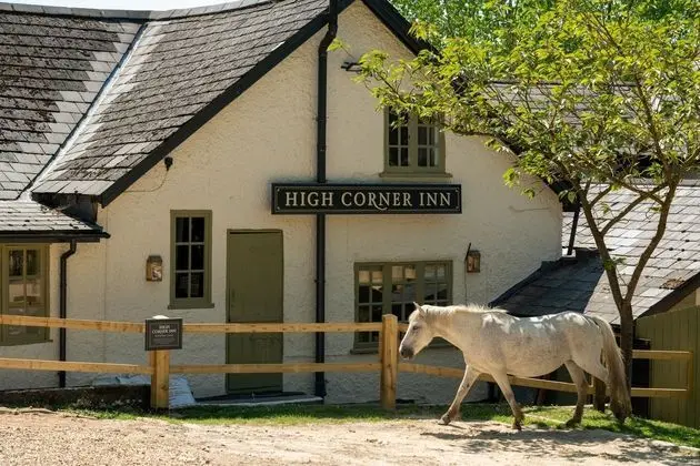 High Corner Inn - Öne Çıkan Resim