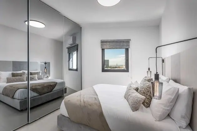 High End & Design with Balcony