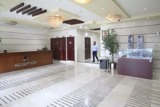 High Floor Two Bedroom Apartment - Lobi