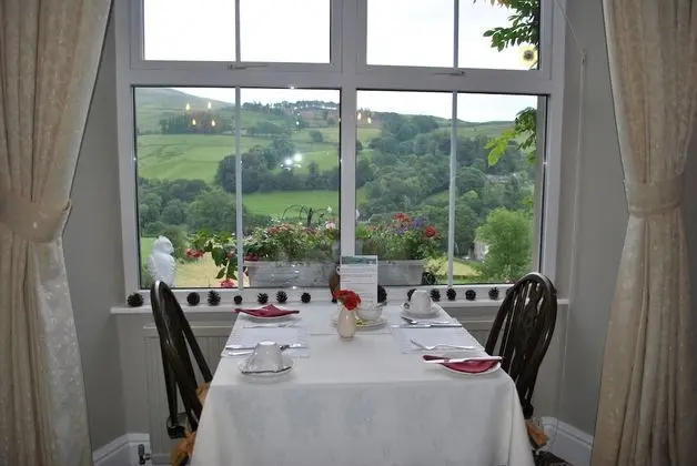 High Fold Guest House - Yerinde Yemek
