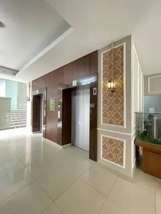 High Livin Apartment Asia Afrika - Lobi