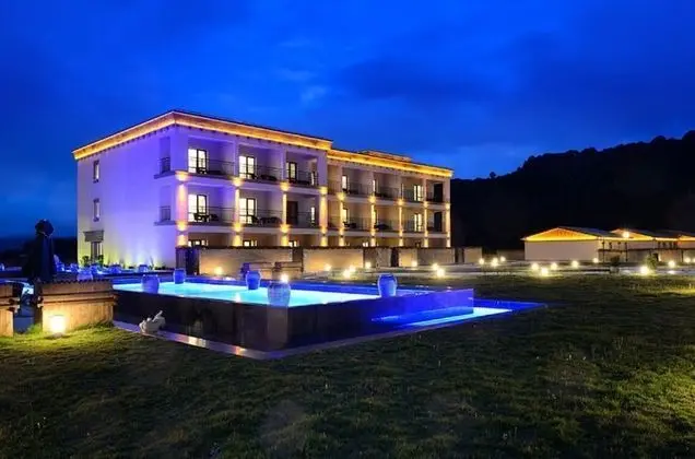 High Mountain Resort - Deqin - Öne Çıkan Resim