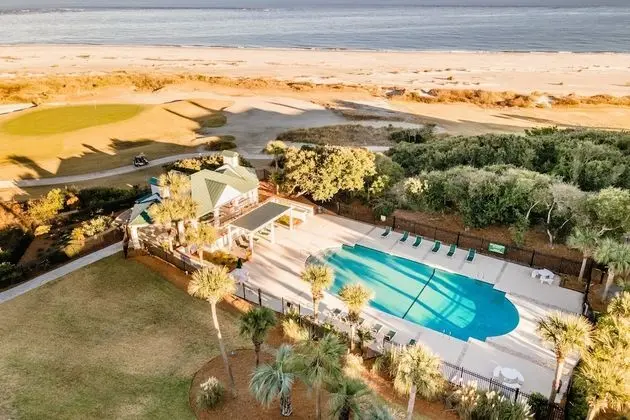High Tide By Avantstay Incredible Beach Front Home w/ Pool