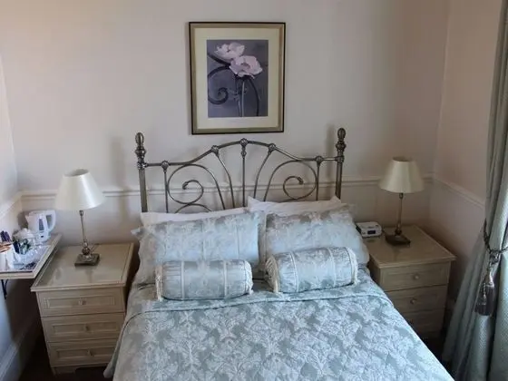 Highfield Guest House