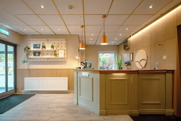 The Highfield Hotel - Lobi