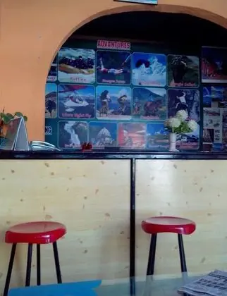 Hotel Highland Comfort - Lobi