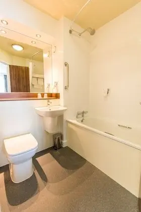 Highland Gate, Stirling by Marston's Inns - Banyo Tipleri