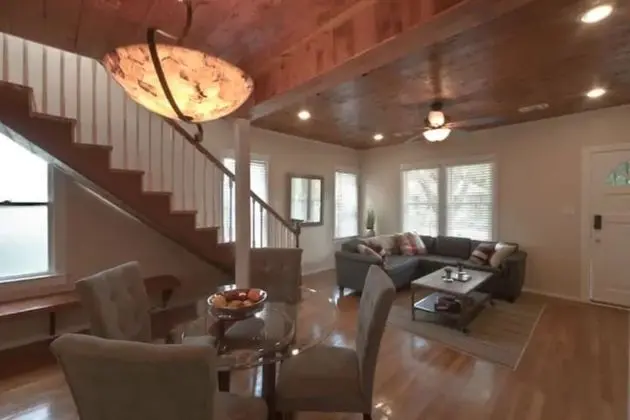 The Highland House 5BR Huge Patio 2 Miles to DT - Yerinde Yemek
