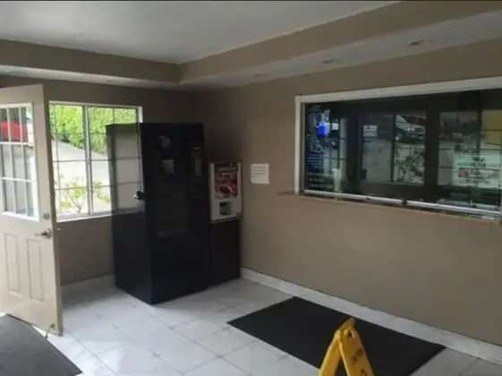 Highland Park Motel - Lobi