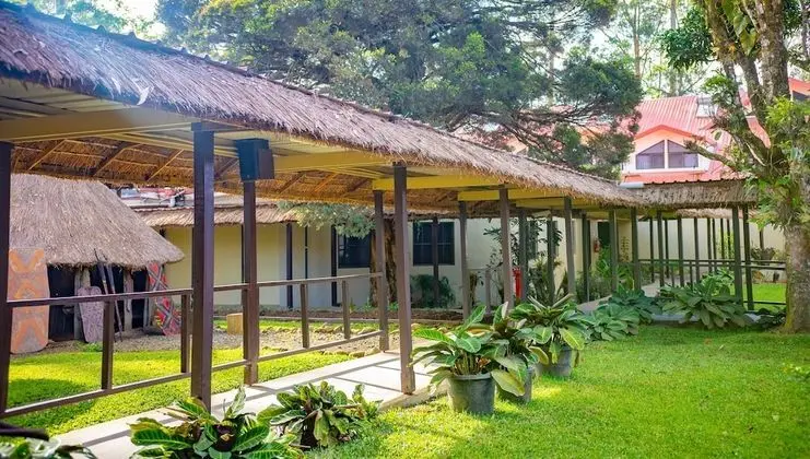 Highlander Hotel & Apartments - Dış Mekan