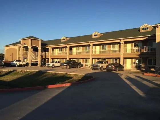 Highlands Suites