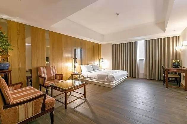 HIGHNESS HOTEL