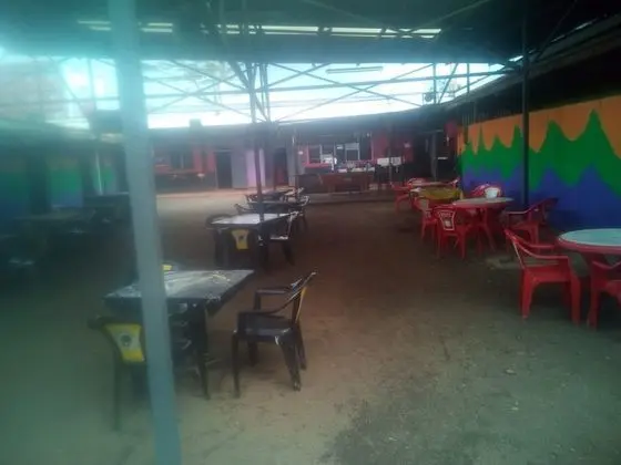Highway Breeze Restaurant