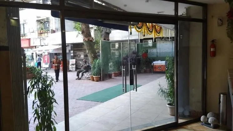 Hotel Highway Inn - Lobi