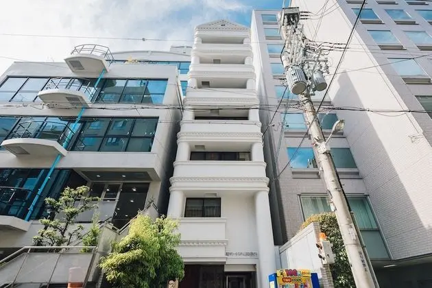 Higobashi AFP Luxury Apartment