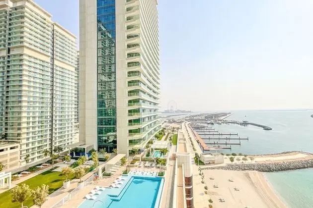 HiGuests - Beach Vista Tower 2