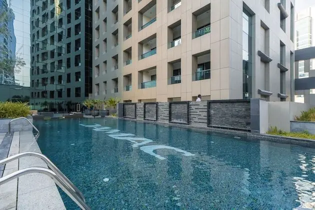 HiGuests - Damac Maison - Havuz