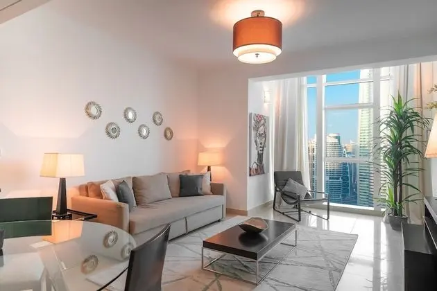 HiGuests - Laguna Tower