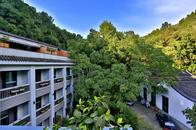 Hiking Hotel Hangzhou