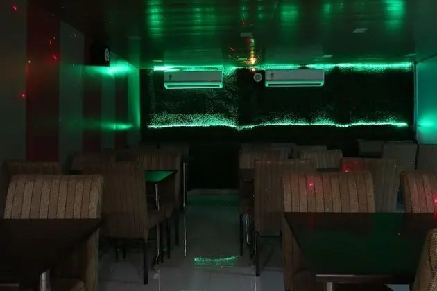 Hotel Hill Palace - Yerinde Yemek