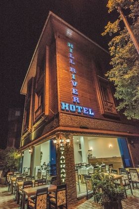Hill River HotelFotoğrafı