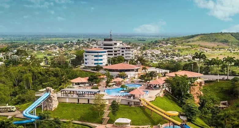 Hillary Nature Resort Spa - 1
