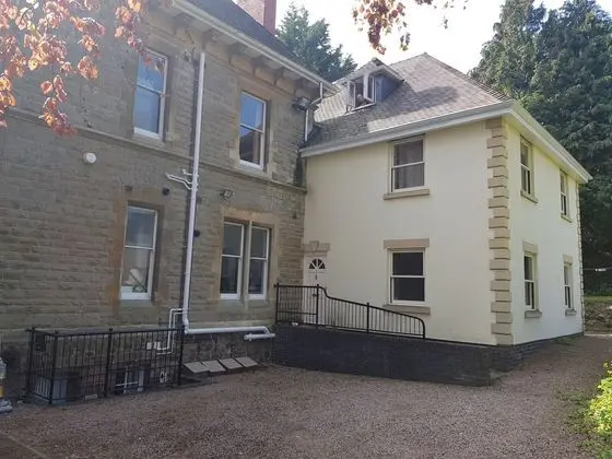 Hillbrook House Apartment 9