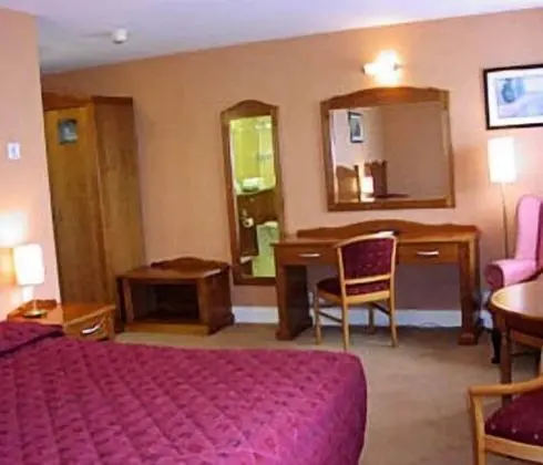 Hillgrove Hotel - Oda