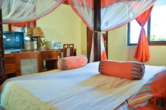HillPark Hotel - Tiwi Beach - Oda