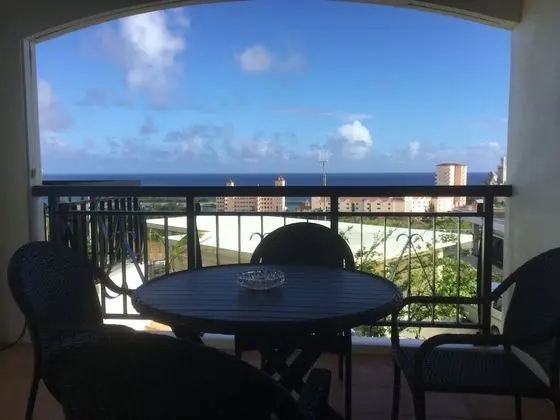 Hills Villa MIYAKOJIMA