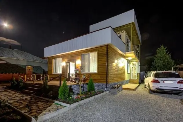 Hillside Four Seasons Karakol
