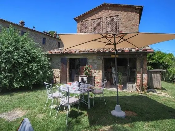 Hilltop Holiday Home Between Umbria and Tuscany With Garden