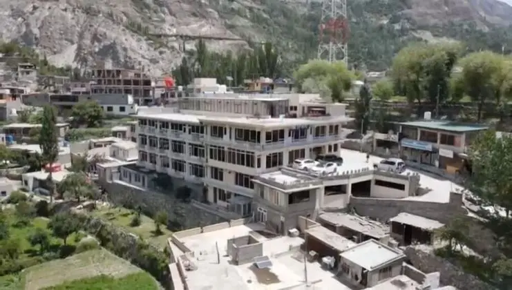 Hilltop Hotel Hunza
